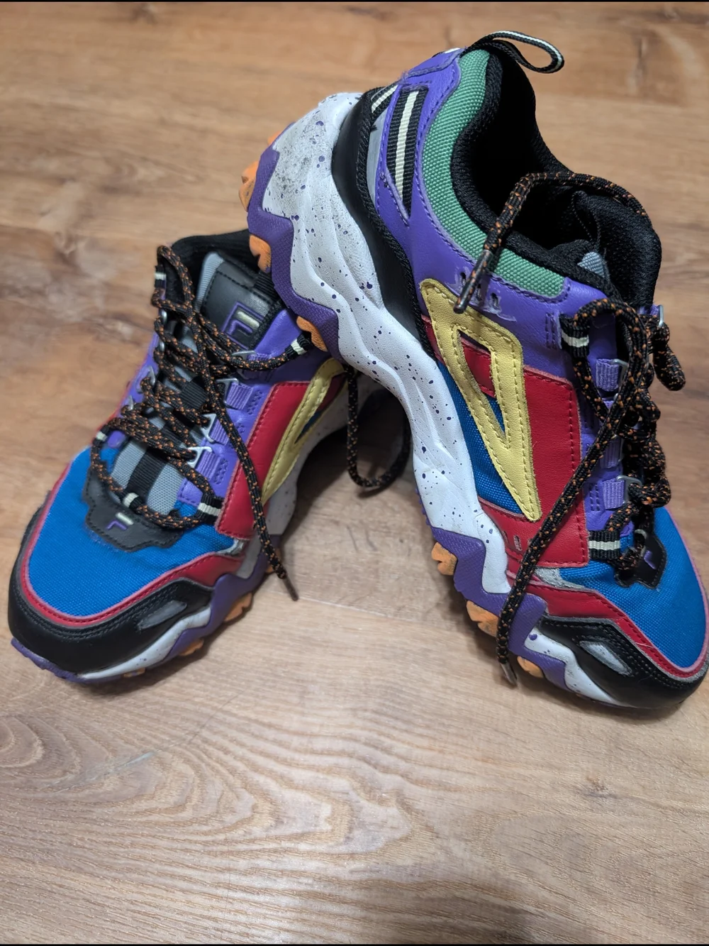 FILA Women’s Size 8 Multicolor Trail Shoes Chunky Sneakers Y2K Gorpcore
